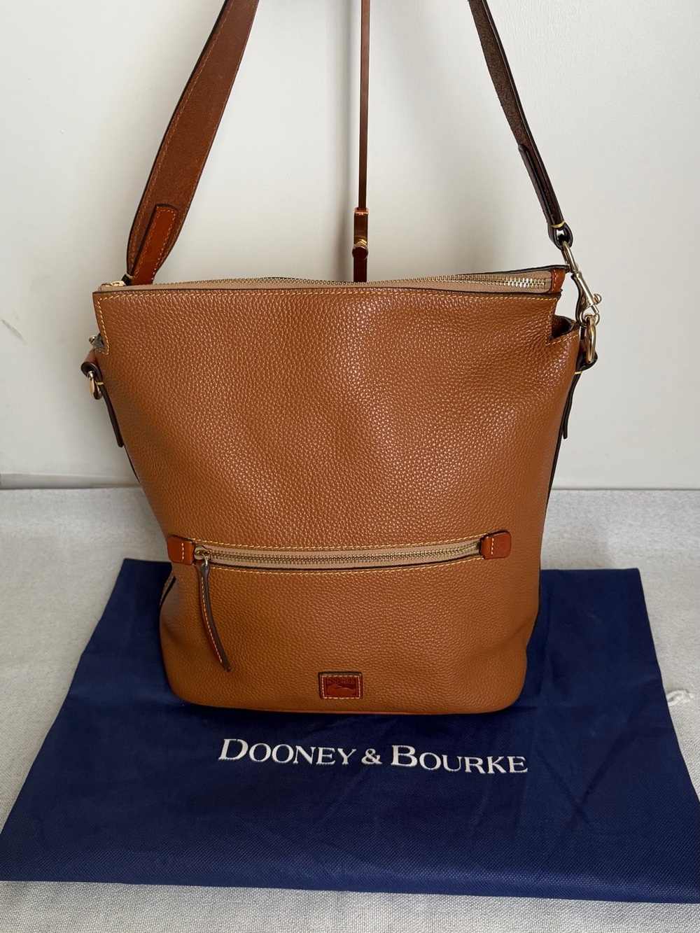 Dooney & Bourke Pebble Grain Large Zip Sac shoulder bag